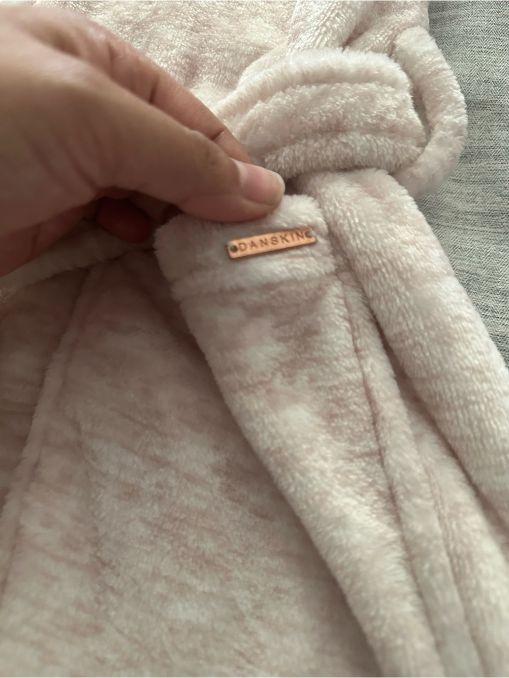 Best Mom robe - Picture 2 of 5